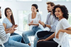group therapy meets at an inpatient drug rehab center in tx
