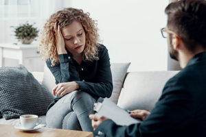 woman at the right step talking with a depression therapist at one of the depression treatment centers in texas